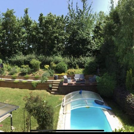 Ormesson-sur-Marne Une Belle Chambre Au Calme Avec Piscine מראה חיצוני תמונה